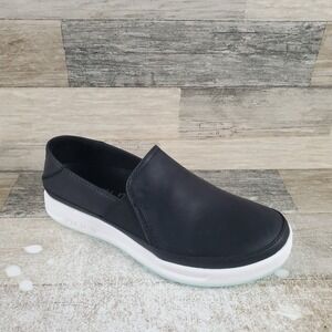 KURU Roam Atla Womens Shoes Sz 7 Jet Black Leather Classic Slip-On Sneakers